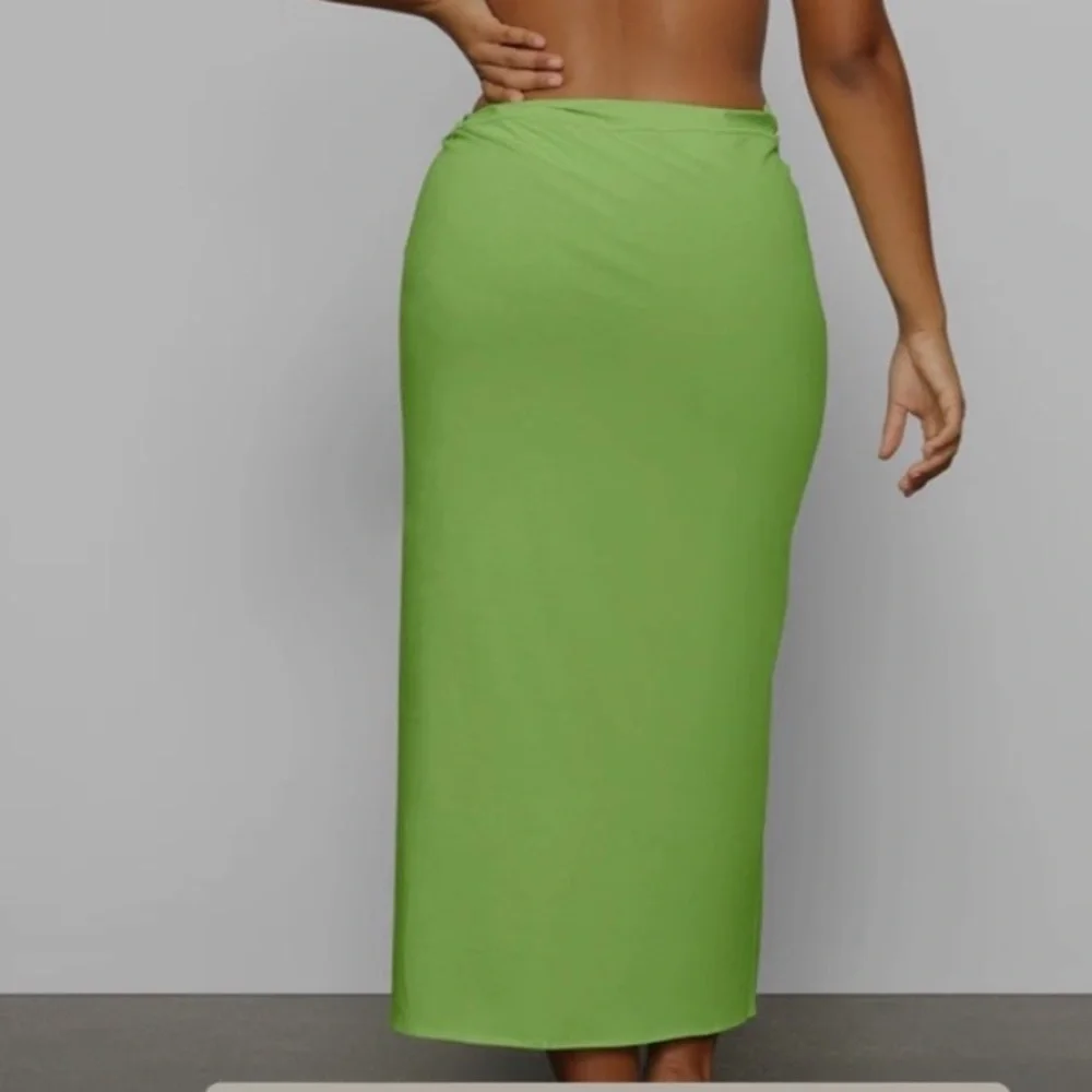 SKIMS bright lime
